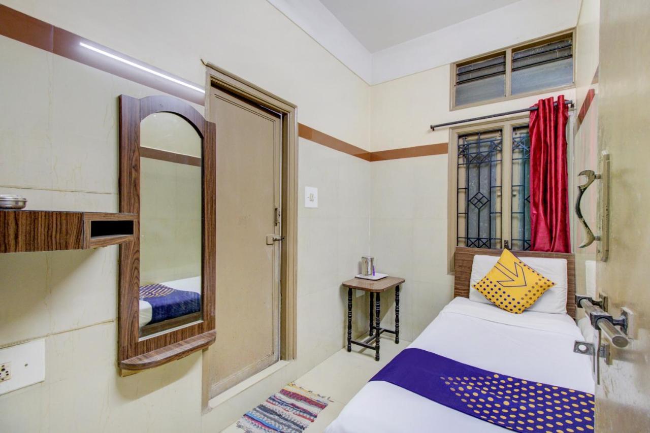 Spot On 75643 Golden Guest House Bangalore Eksteriør bilde